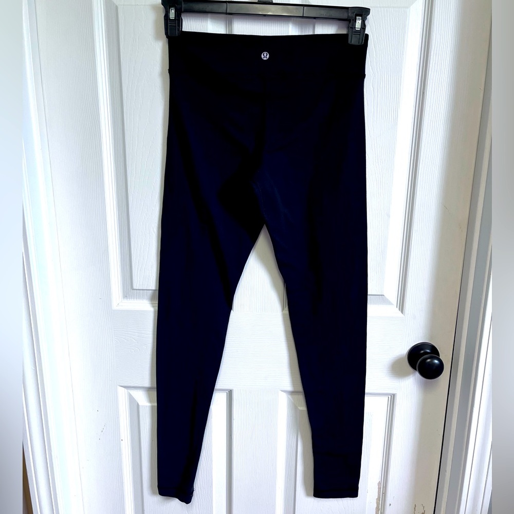 Lululemon athletica black skinny ankle leggings No tag See measurements EUC